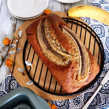 Banana bread - recept na vláčny banánový chlebíček