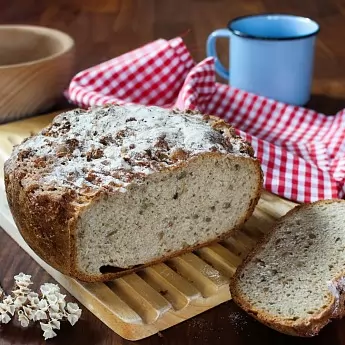 Kváskový chlieb – 1 bochník